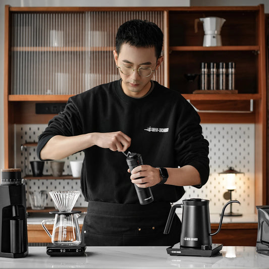 Manual Coffee Grinder – Stainless Steel Conical Burr with Adjustable Settings for Espresso & Pour-Over